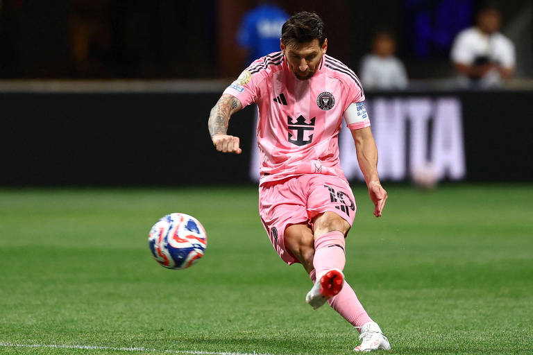 Com gol de falta de Messi, Inter Miami deixa Porto em situação muito difícil