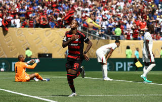 FIFA Club World Cup - Group D - Flamengo v Chelsea