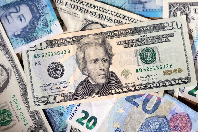 Dólar e Bolsa fecham em alta com incertezas sobre cessar-fogo no Oriente Médio e ata do BC em foco