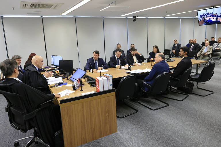 Moraes ignora regra e expõe contradições com veto para gravar acareações no STF