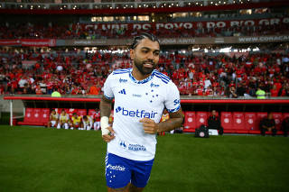 Brasileiro Championship - Internacional v Cruzeiro