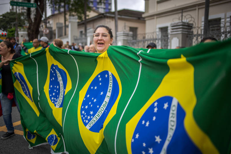 A polarização é Lula versus o bom senso
