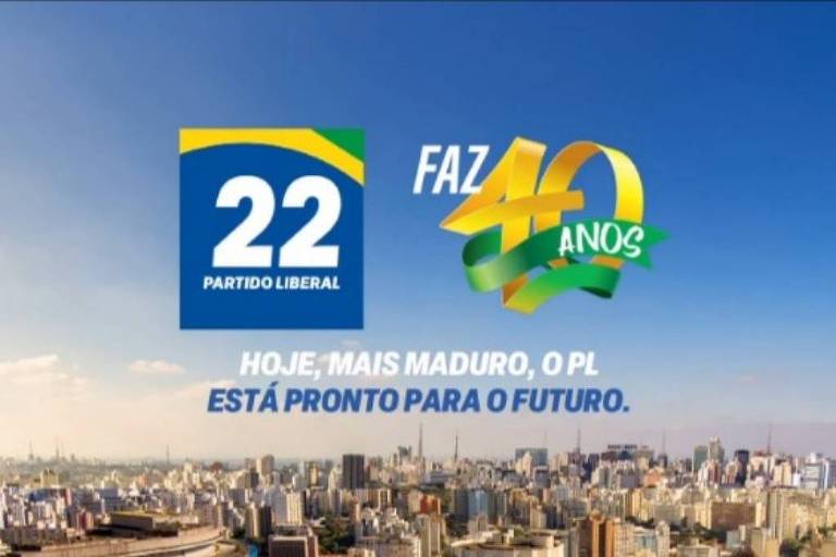 PL de Bolsonaro diz estar mais maduro aos 40 anos e divulga vídeo com Constituição em meio a julgamento do golpe