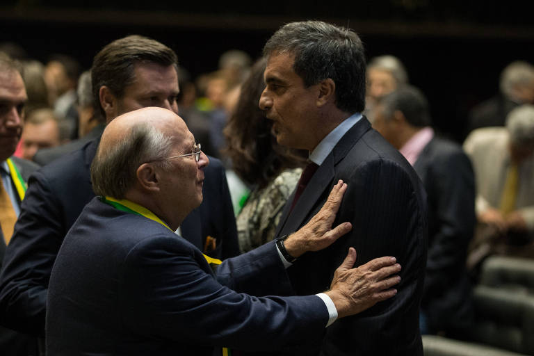 Comissão da OAB-SP para reforma do Judiciário reúne rivais do impeachment de Dilma
