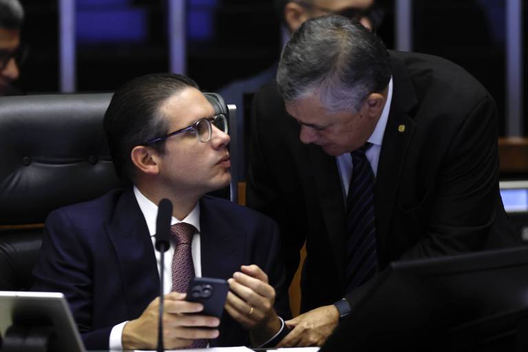 Governo dobra aposta em discurso sobre 'andar de cima' e avalia ir à Justiça por IOF, apesar de alertas