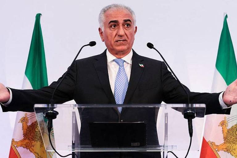 Quem é Reza Pahlavi, príncipe herdeiro do xá do Irã que se coloca nos EUA como alternativa ao regime islâmico do país?