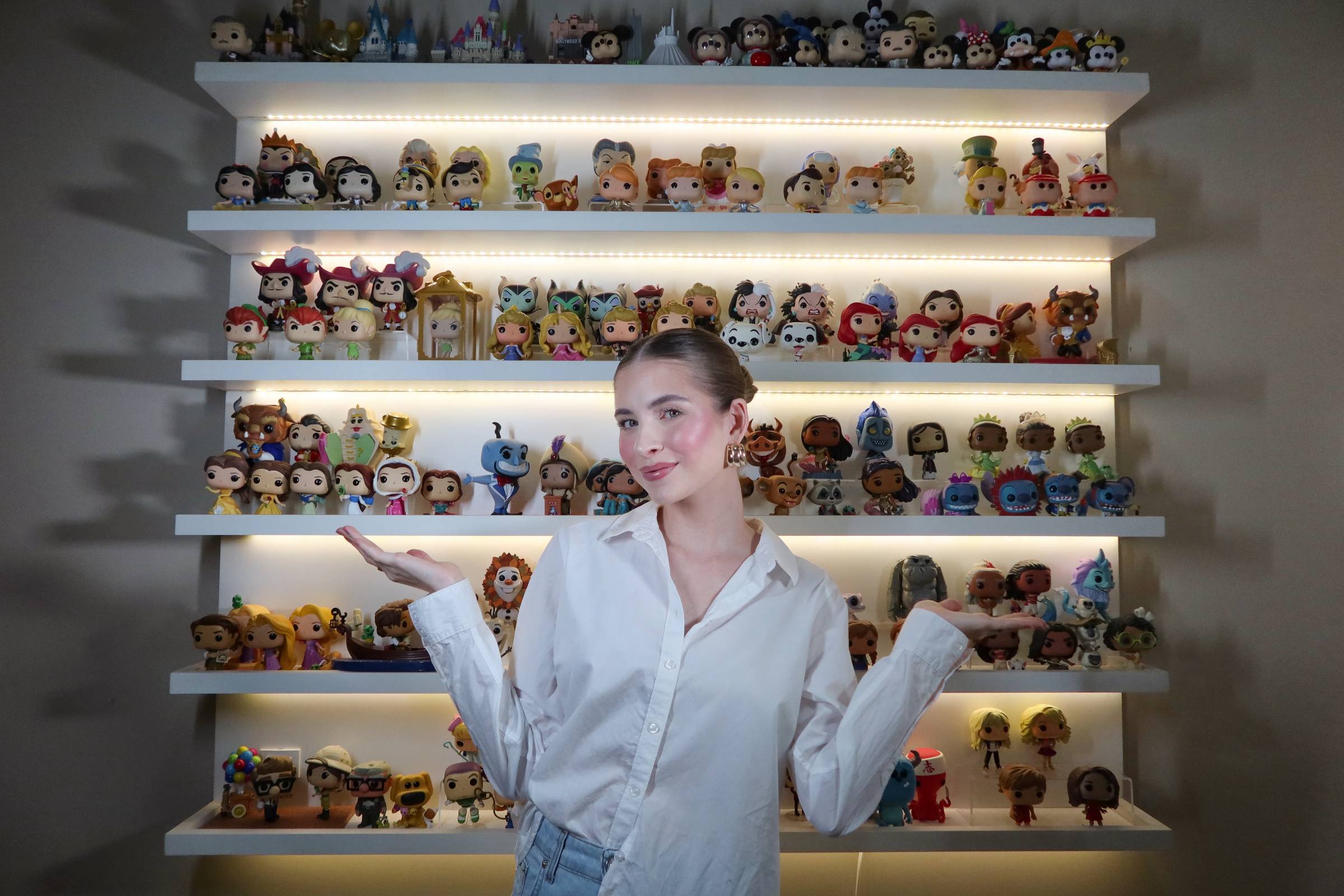 Colecionar brinquedos tem significado afetivo para adultos e vai além da moda