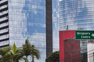 Predios de escritorios na av Faria Lima:  apos  pandemia a cidade tera que lidar com esvaziamento de escritorios e a criacao de centralidades na periferia, com espaco para coworkings populares