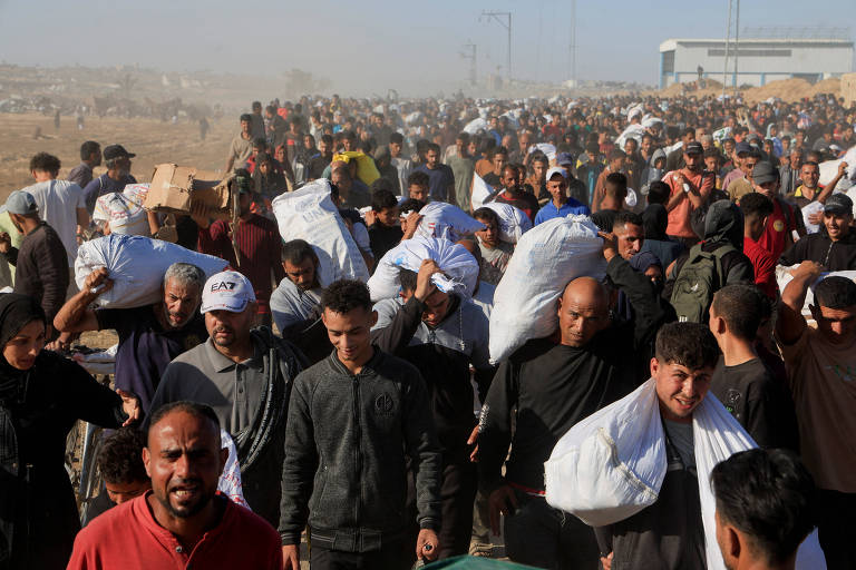 Fundação apoiada pelos EUA que distribui comida na Faixa de Gaza usa rede social para comunicar entregas