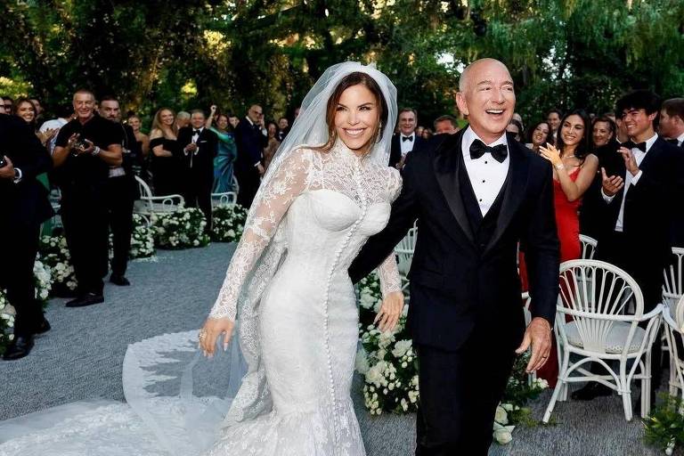 Jeff Bezos e Lauren Sánchez dizem 'sim' em Veneza, que espera colher frutos da boda; veja fotos
