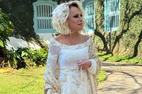 Ana Maria Braga renova votos