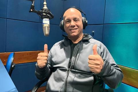 Morre Anísio Mello Junior, dublador da abertura de animes, aos 60 anos