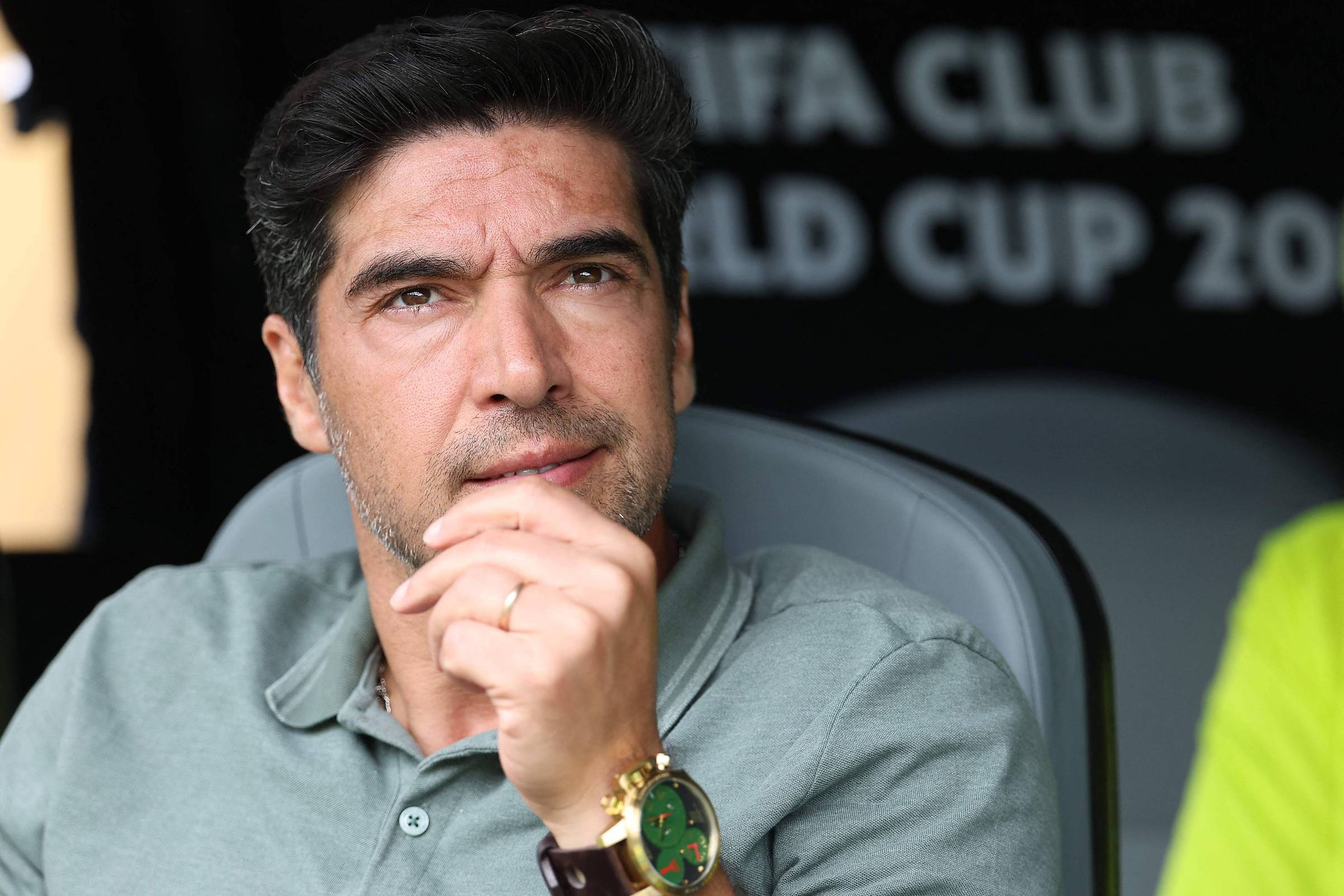 Palmeiras merece vaga nas quartas com Paulinho e Abel decisivos
