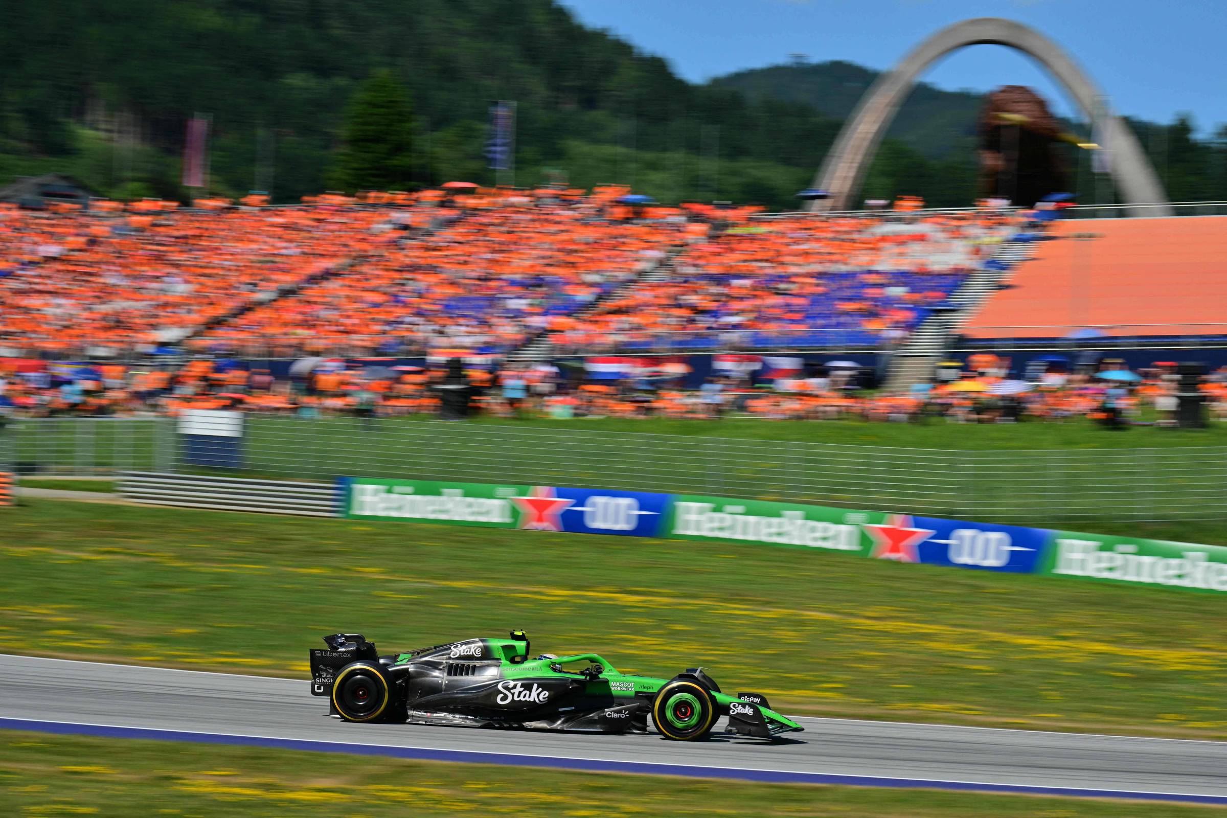 Bortoleto conquista seus primeiros pontos na F1