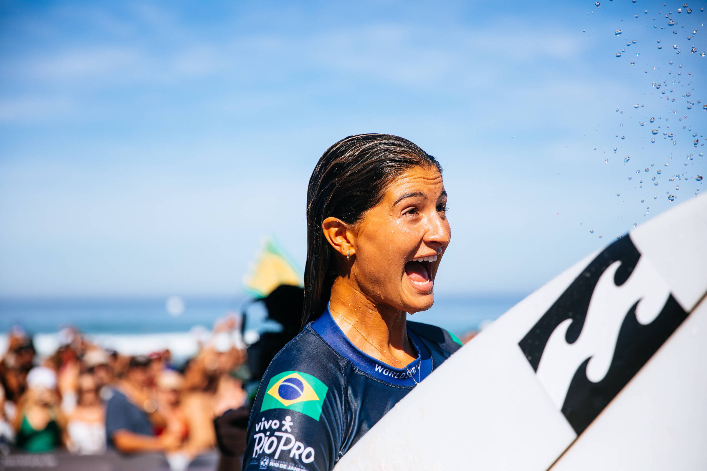 Luana Silva é vice-campeã da etapa de Saquarema do Mundial de surfe