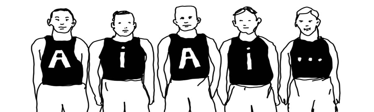 A tirinha em preto e branco de Estela May, publicada em 30/06/25, traz cinco homens em pé lado a lado, olhando para frente. Cada um veste uma camiseta preta com uma letra ou símbolo branco. Juntos, formam a palavra “AIAI…”.