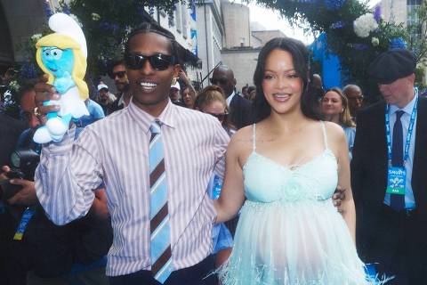 Rihanna e A$ap Rocky na estreia mundial do filme 'Smurfs'