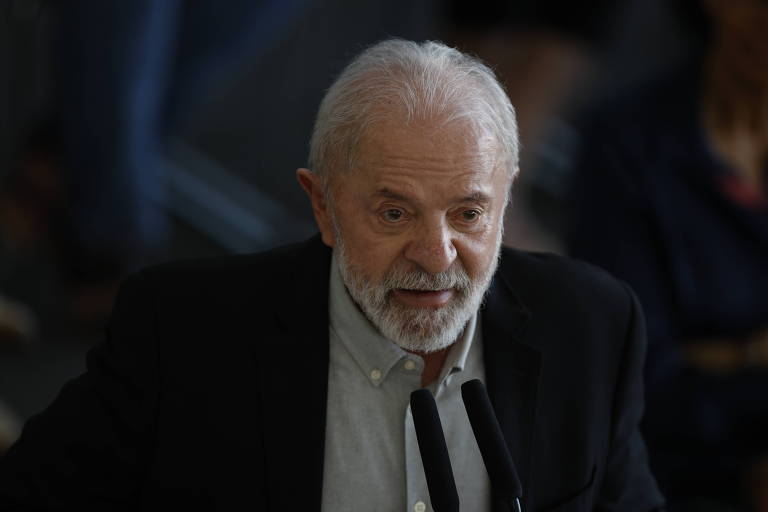 Lula chama Bolsonaro de frouxo e diz que jamais pediria anistia antes de condenado