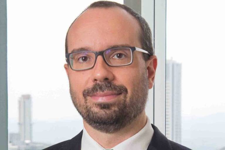 IOF: Entre o Legislativo e o Executivo, a Constituição