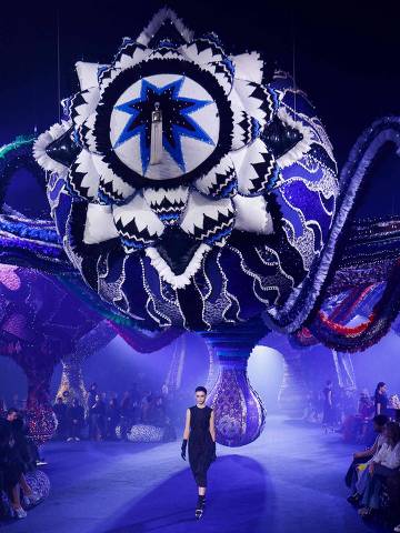 TOPSHOT - A model presents a creation from Christian Dior Womenswear Fall-Winter 2023-2024 collection during Paris Fashion Week in Paris, on February 28, 2023. (Photo by Geoffroy Van der Hasselt / AFP)