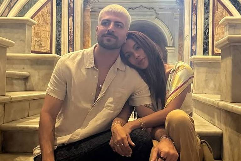 Anitta faz rara interação com namorado, que não está entre seus 63 milhões de seguidores