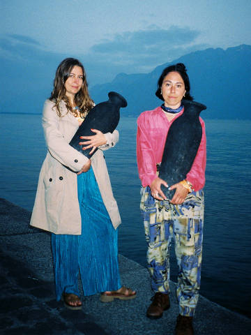 Carla Boregas e Anelena Toku, a dupla do Fronte Violeta