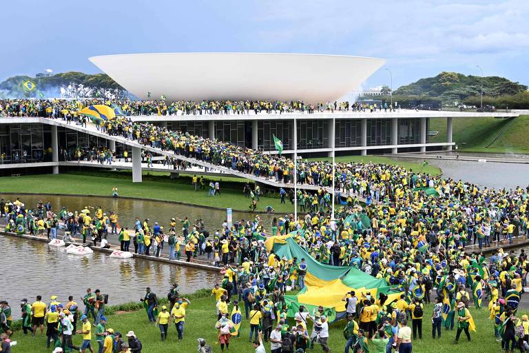 A lei não pode servir como abrigo para golpistas