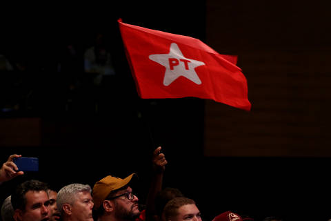 Grupos políticos de ministros de Lula sofrem reveses em eleição do PT