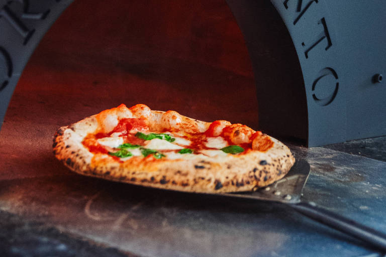 Italianos vêm ao Brasil pregar a palavra da pizza napolitana