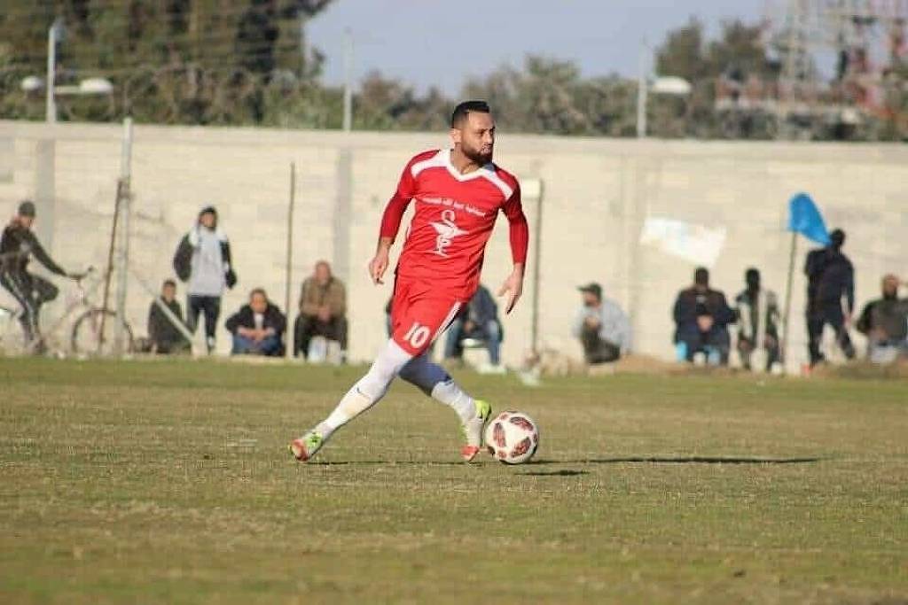 Jogador palestino morre após bombardeio israelense em Gaza, diz entidade esportiva