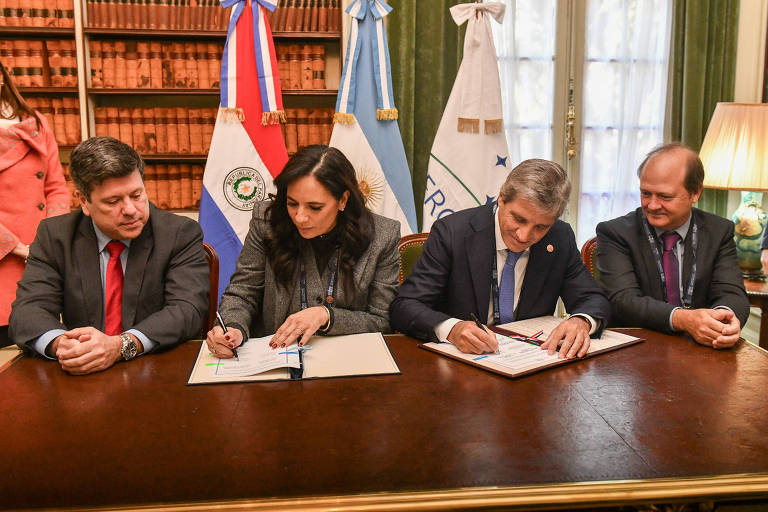 Argentina e Paraguai vão estudar gasoduto que pode ser alternativa para o Brasil