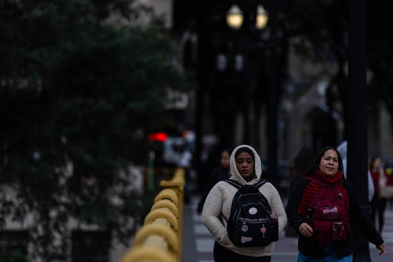 São Paulo deve ter manhãs geladas e tardes na casa dos 20°C nos próximos dias