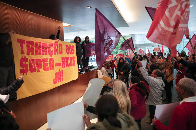 Protesto no Itaú de grupo ligado a Boulos incomoda governo