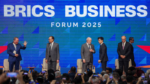 Brazil's President Luiz Inacio Lula da Silva, Brazil's Vice President Geraldo Alckmin, Malaysia's Prime Minister Anwar Ibrahim and Ricardo Alban, President of the National Confederation of Industry (CNI), participate at the opening of the BRICS Business Forum, ahead of the BRICS Presidential Summit, in Rio de Janeiro, Brazil, July 5, 2025. REUTERS/Pilar Olivares ORG XMIT: LIVE