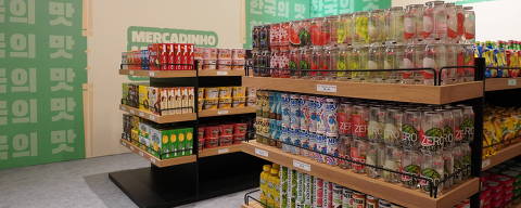 Loja de conveniência com produtos coreanos no 'Universo K-Food', no Centro Cultural Coreano, em São Paulo