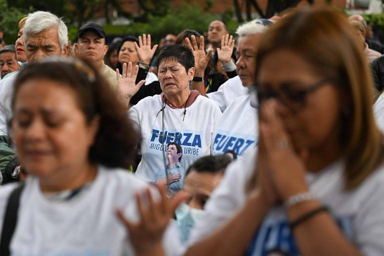 Pré-candidato à Presidência baleado na Colômbia mostra boa resposta a tratamentos