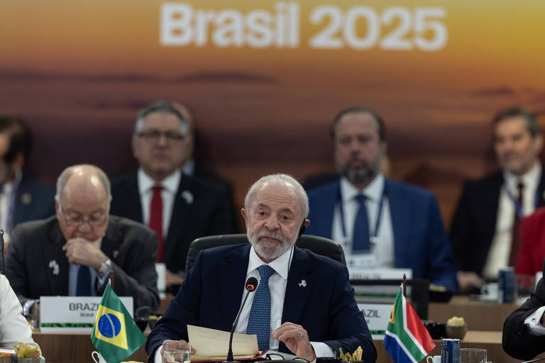 Lula diz que derrubada de IOF foi inconstitucional, mas que divergência é da política