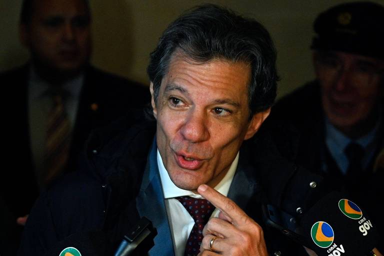 'Nenhum país está preso ao Mercosul', diz Haddad a jornal argentino