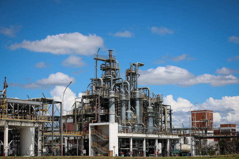 Setor industrial aponta sistema tributário como maior entrave para aumentar exportações