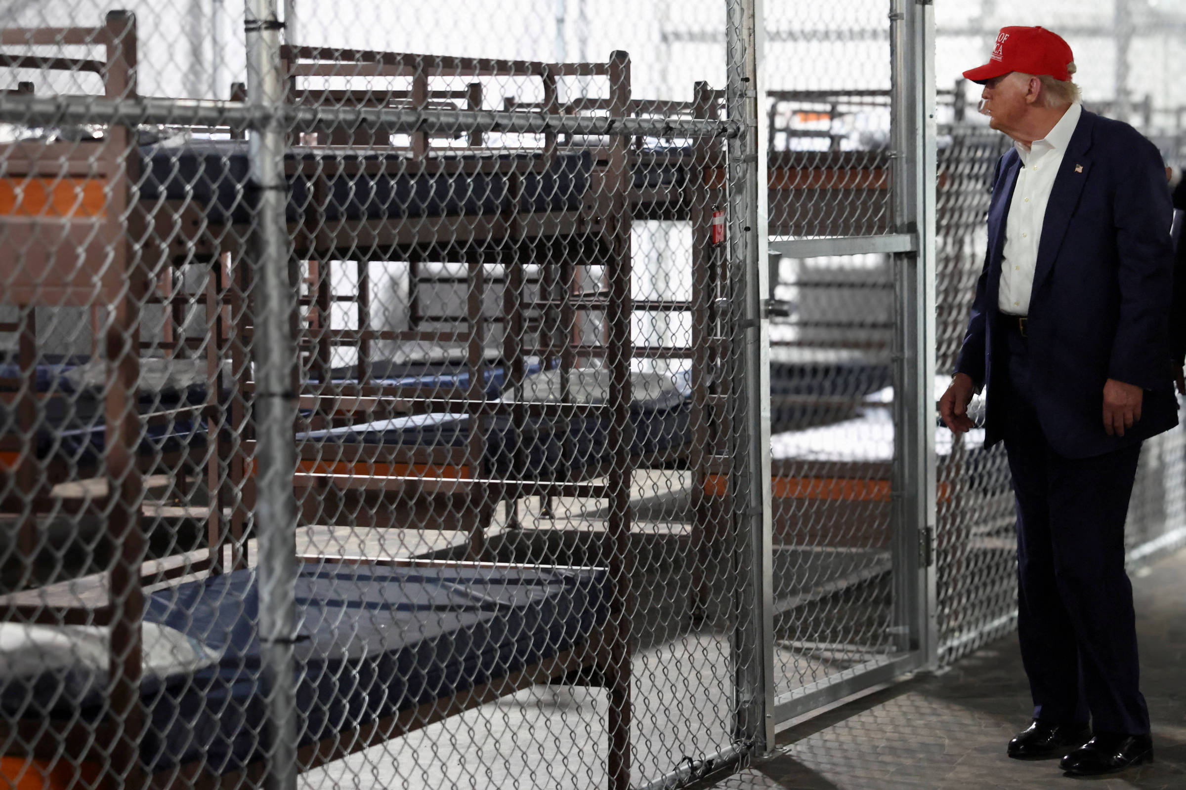 Mosquitos, inundações e furacão são ameaças na 'Alcatraz dos jacarés', prisão para imigrantes nos EUA