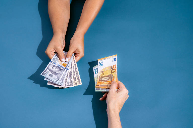 Com queda do dólar, veja como diversificar investimentos no exterior além dos EUA