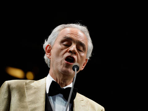 Italian tenor Andrea Bocelli performs during the Joseph Calleja Christmas Special concert in Ta' Qali, Malta, November 25, 2023.  REUTERS/Darrin Zammit Lupi ORG XMIT: GGGDZL01