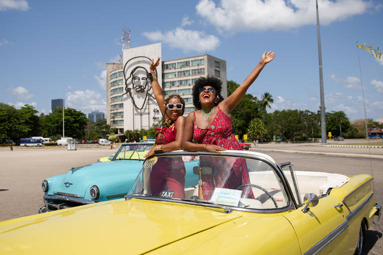Mulheres negras relatam dificuldades ao viajarem sozinhas