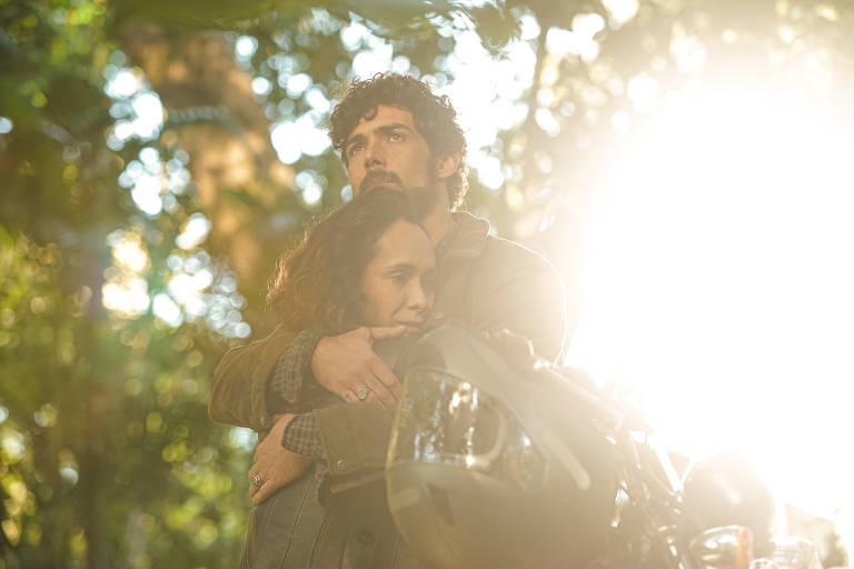 Fernanda Thurann e Lucca Pougy nas gravações do filme "Amantes", do estúdio NKanda 360