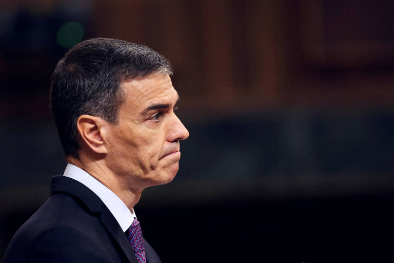 Premiê da Espanha rejeita renúncia e anuncia plano anticorrupção em meio a escândalos