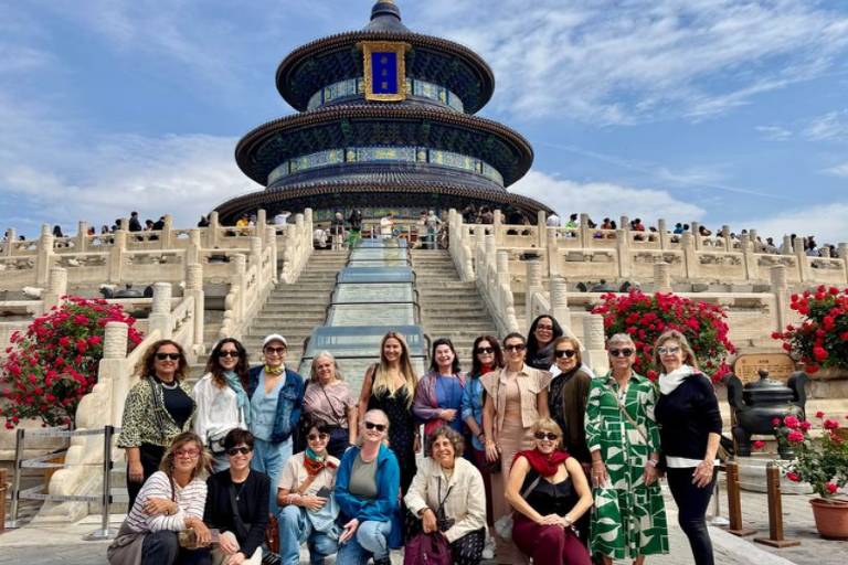 Mulheres viajantes investem em agências com foco no público feminino