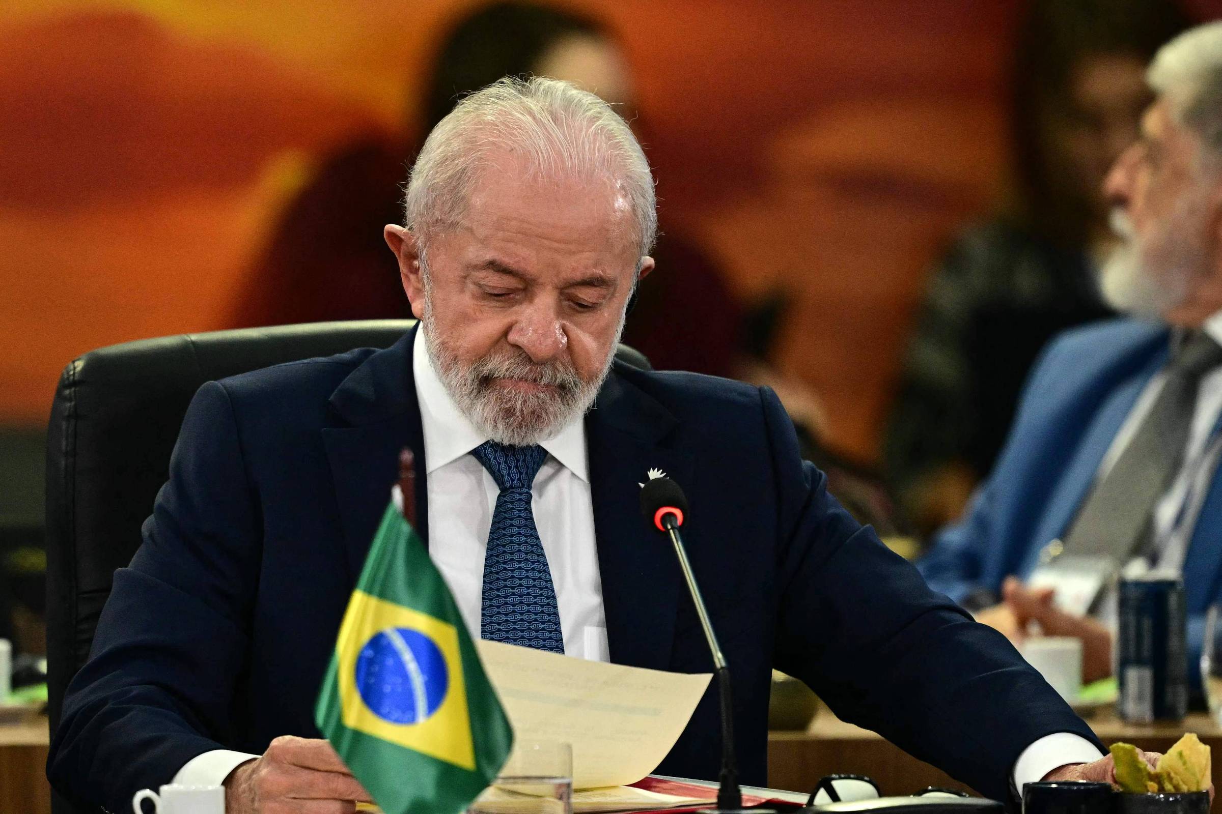 STF combina com Lula que ficará em silêncio e que apenas governo responderá a Trump