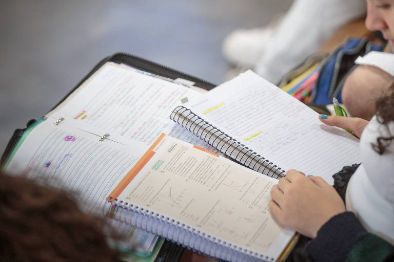 Veja dicas de como organizar e manter os estudos durante as férias