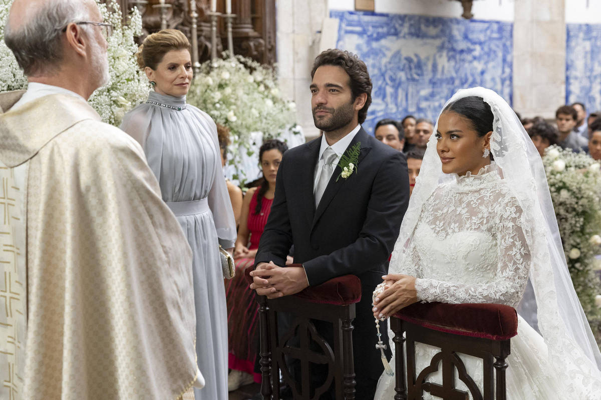 Casamento em 'Vale Tudo' impulsiona audiência e novela quebra recorde pelo 3º dia seguido