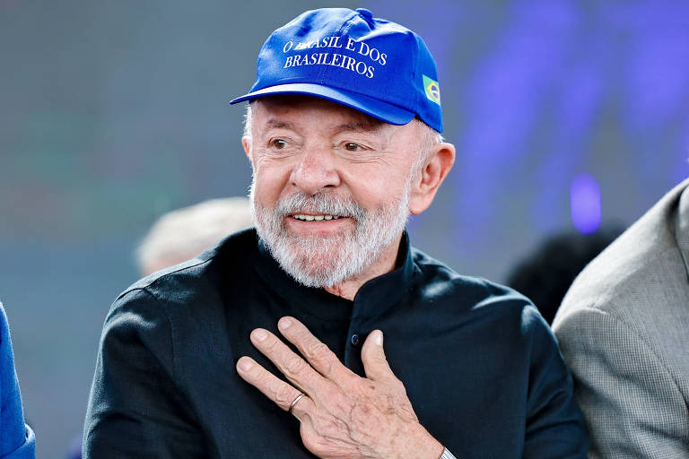 Lula prepara ofensiva para dialogar com empresários e expor Bolsonaro como pai do tarifaço